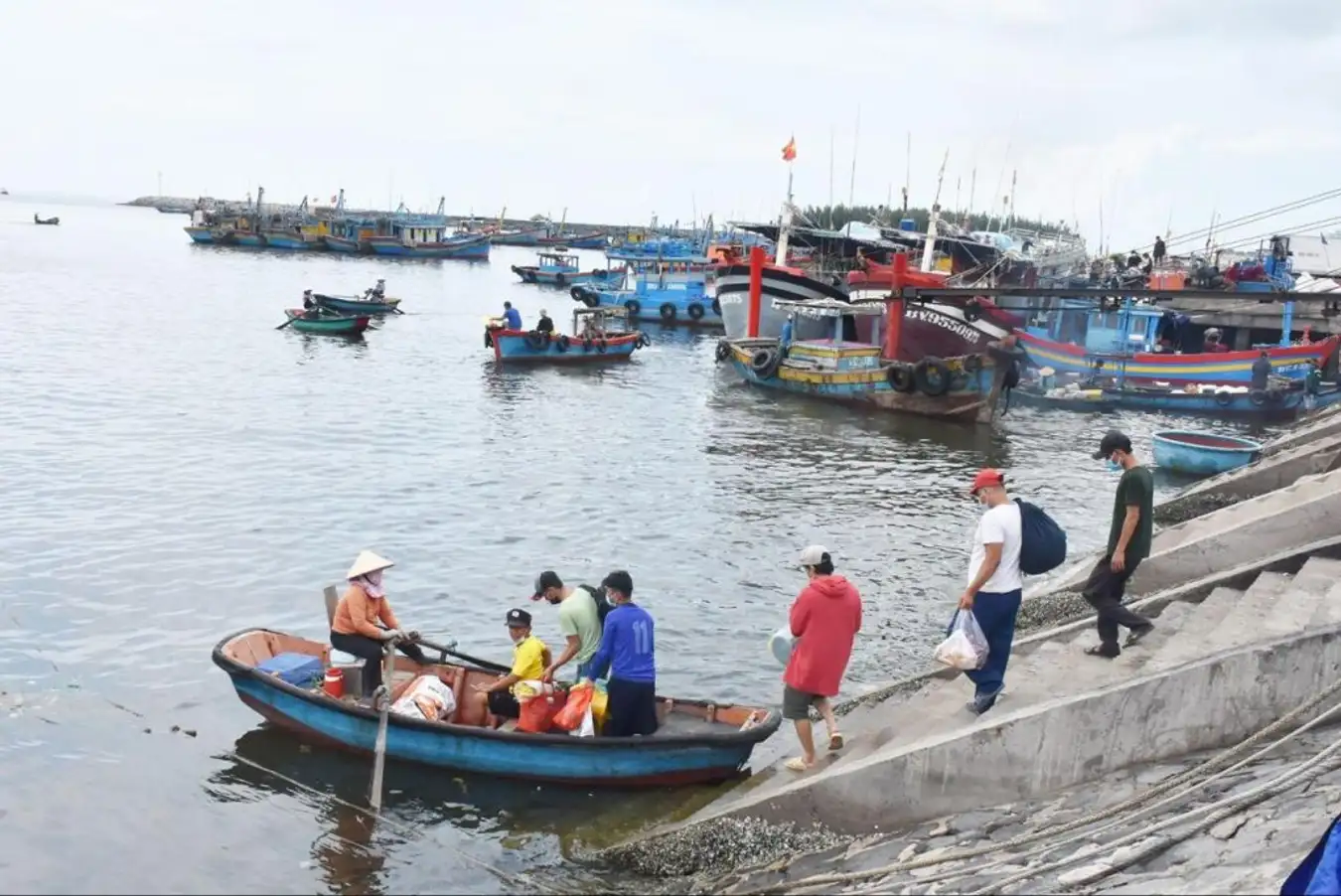 Thuê xe đi Hồ Tràm
