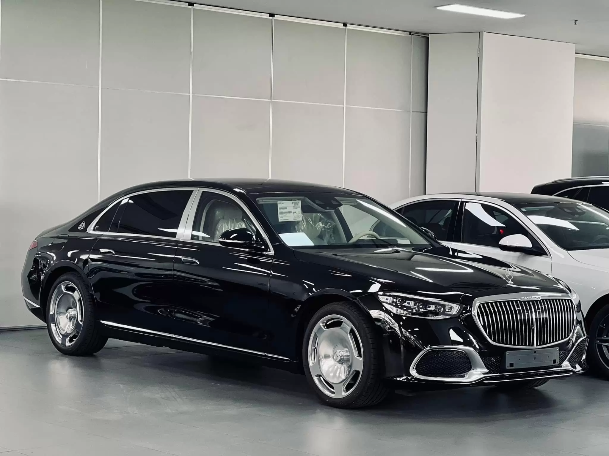 thu&ecirc; xe cưới TPHCM