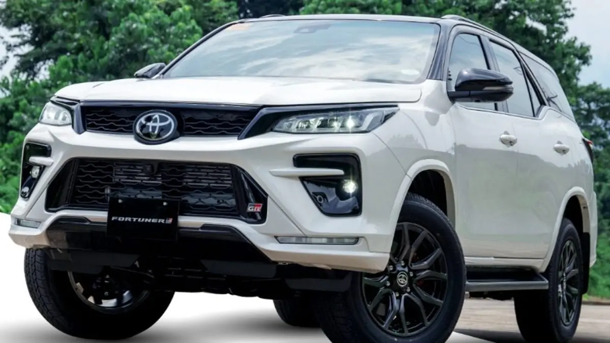 thu&ecirc; xe Fortuner đi du lịch